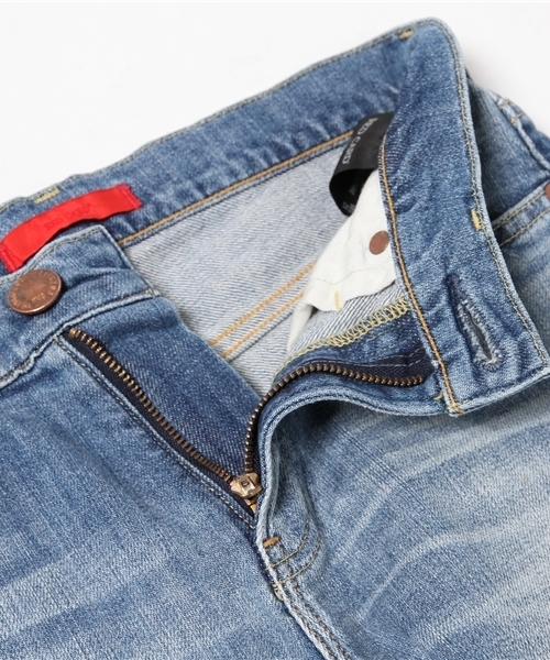 RED CARD TOKYO（レッドカード）の「RED CARD デニムパンツ（デニムパンツ・レディース・ライトブルー・25/23/27/26/24）」の10枚目の写真