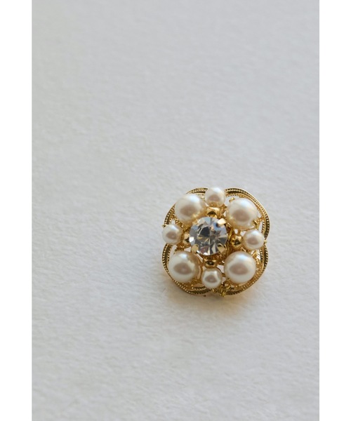 niana(ニアナ)の「メタルビジューパールブローチ フォーマル セレモニー 結婚式 二次会 謝恩会 入学式 卒業式 パーティー オケージョン 小さめ(ブローチ/コサージュ・レディース・シルバー/ゴールド・FREE)」の6枚目の写真