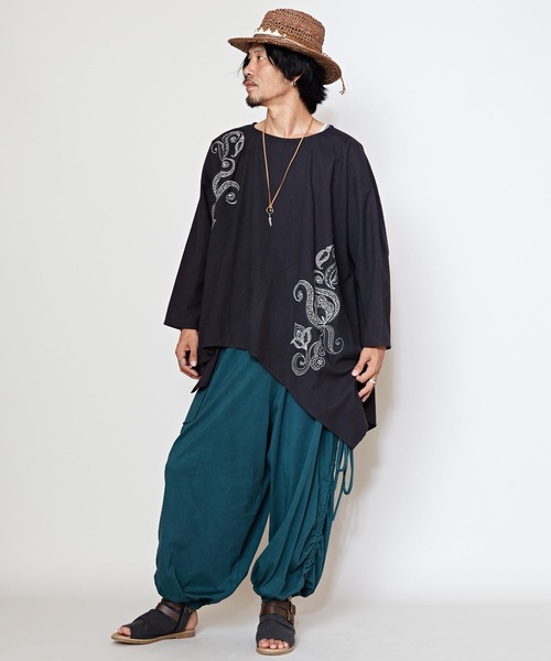 チャイハネ(チャイハネ)の「【チャイハネ】メンヘンディ刺繍変形MEN'Sトップス(その他トップス・メンズ・ベージュ/ブラック/ホワイト・FREE)」の8枚目の写真