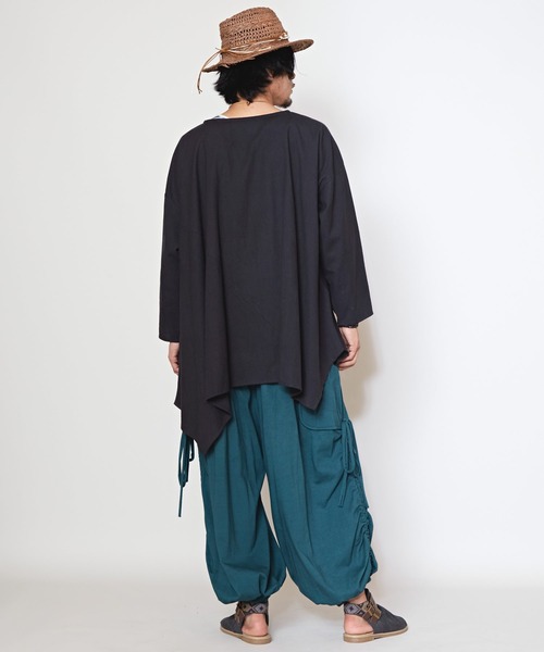 チャイハネ(チャイハネ)の「【チャイハネ】メンヘンディ刺繍変形MEN'Sトップス(その他トップス・メンズ・ベージュ/ブラック/ホワイト・FREE)」の11枚目の写真