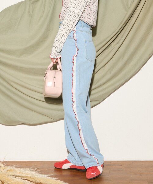 HELLO.SANFRANCISCO（ハローサンフランシスコ）の「【HELLO.SANFRANCISCO】配色ステッチカットフリルレースデニム（デニムパンツ・レディース・サックスブルー・X-SMALL/SMALL/MEDIUM）」の5枚目の写真