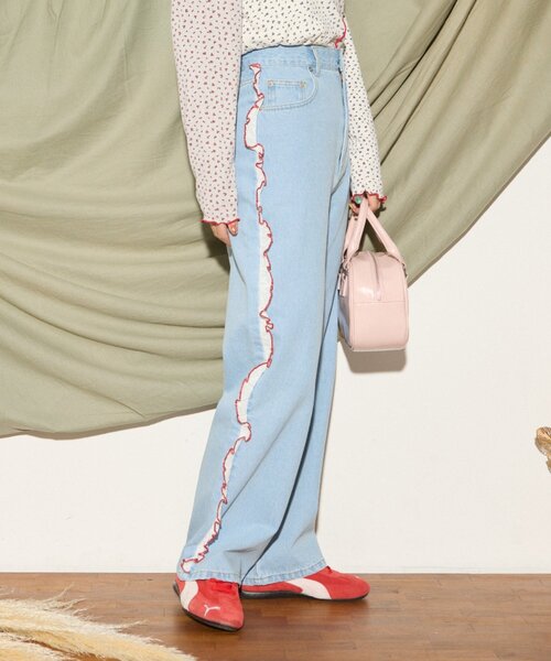 HELLO.SANFRANCISCO（ハローサンフランシスコ）の「【HELLO.SANFRANCISCO】配色ステッチカットフリルレースデニム（デニムパンツ・レディース・サックスブルー・X-SMALL/SMALL/MEDIUM）」の7枚目の写真