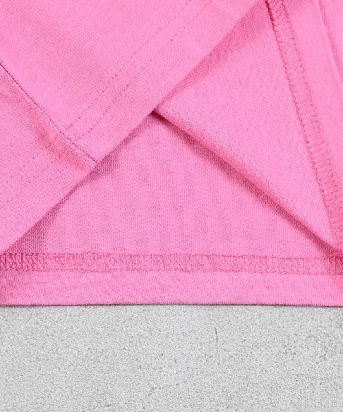 ジョジョの奇妙な冒険（ジョジョノキミョウナボウケン）の「【ジョジョの奇妙な冒険】別注Tシャツ（Tシャツ/カットソー・キッズ・チャコール/ピンク/ブラック・80/90/100/110/120/130/140/150）」の12枚目の写真