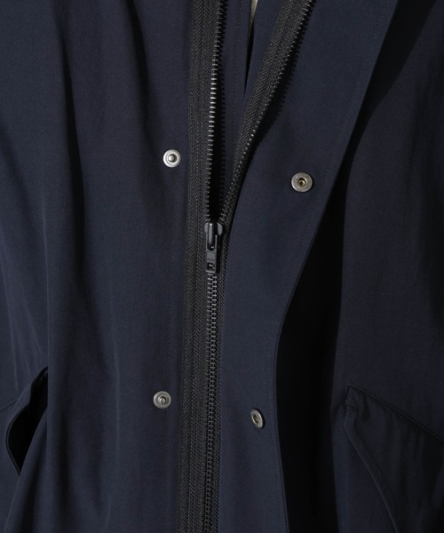 NANO universe（ナノユニバース）の「ウェザークロスフィッシュテールコート（その他アウター・メンズ・ブラック/ベージュ・M/L）」の8枚目の写真