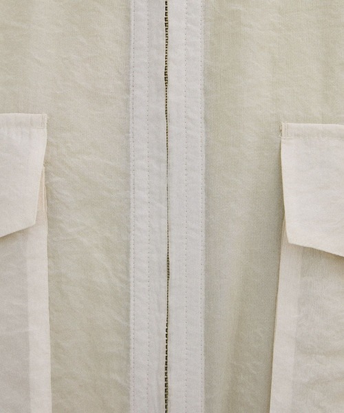 SALON adam et rope'（サロン アダム エ ロペ）の「[25SS]シアークロップドブルゾン 3 / シアーカーディガン（ブルゾン・レディース・ブラック/ブルー系その他4/オフホワイト・FREE）」の21枚目の写真