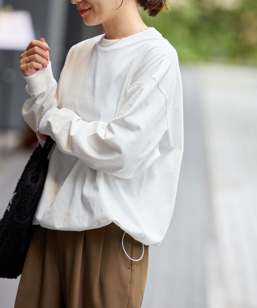 JOURNAL STANDARD（ジャーナルスタンダード）の「《追加2》シャーリングロングスリーブTシャツ（Tシャツ/カットソー・レディース・ホワイト/ブラウン系その他/ダークブルー/ブラック系その他・FREE）」の16枚目の写真