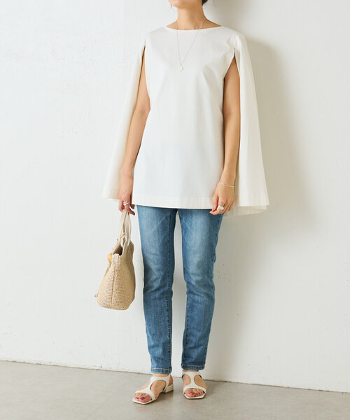 BEARDSLEY（ビアズリー）の「ケープポンチプルオーバー（Tシャツ/カットソー・レディース・ホワイト/ライトグレー・FREE）」の3枚目の写真