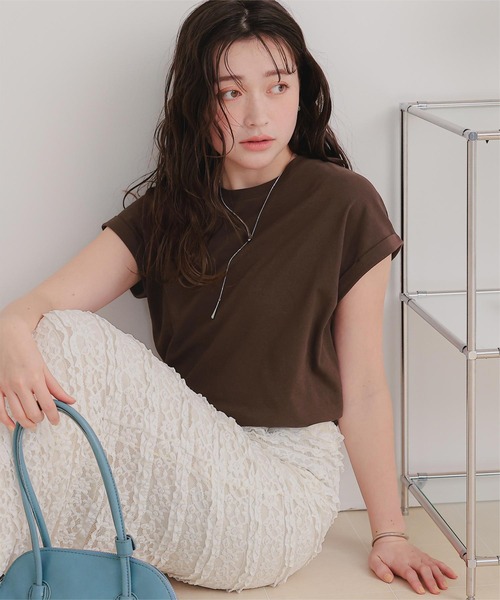 titivate(ティティベイト)の「汗染み防止ダブルカフスTシャツ(Tシャツ/カットソー・レディース・ホワイト系その他/ブラウン/ライトグリーン/ホワイト/チャコール/ブラック/ローズ/グレー/グレイッシュベージュ/ブルーグレー/ライトピンク/ライトイエロー・S/M/L)」の1枚目の写真
