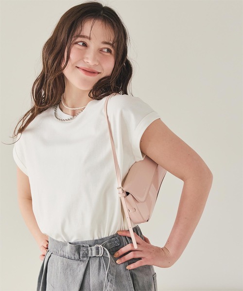 titivate(ティティベイト)の「汗染み防止ダブルカフスTシャツ(Tシャツ/カットソー・レディース・ホワイト系その他/ブラウン/ライトグリーン/ホワイト/チャコール/ブラック/ローズ/グレー/グレイッシュベージュ/ブルーグレー/ライトピンク/ライトイエロー・S/M/L)」の2枚目の写真