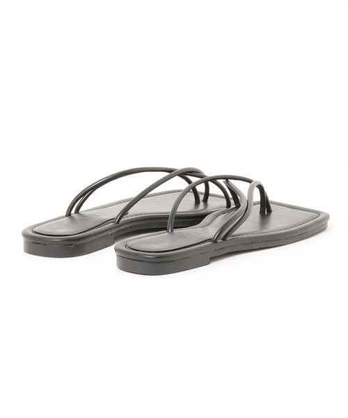 TRUNC（トランクエイティーエイト）の「Nallow Strap Flat Sandals（サンダル・レディース・ブラック・LARGE/MEDIUM）」の10枚目の写真