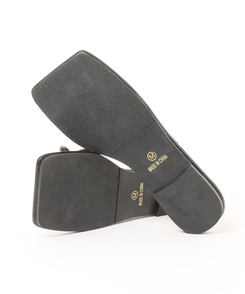 TRUNC（トランクエイティーエイト）の「Nallow Strap Flat Sandals（サンダル・レディース・ブラック・LARGE/MEDIUM）」の11枚目の写真