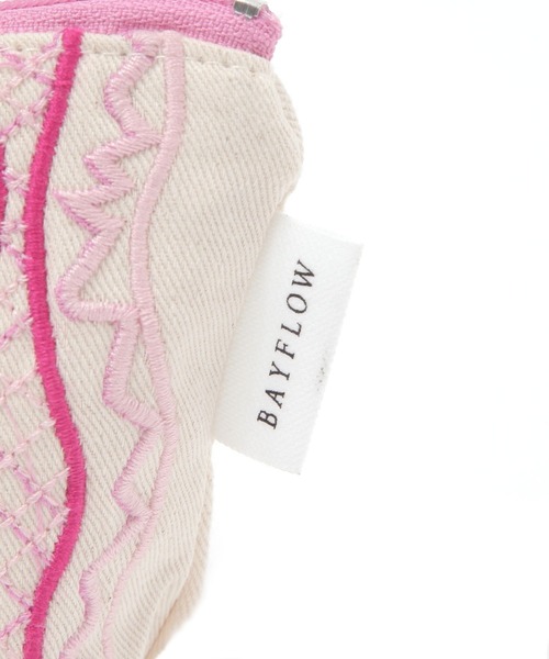 BAYFLOW(ベイフロー)の「BFキャンバスエンブロポーチ(ポーチ・レディース・ピンク/ブルー・0)」の8枚目の写真