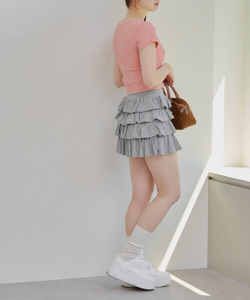 continuer de NICE CLAUP（コンティニューデナイスクラップ）の「【@re.__mi23セレクト】衿ぐりレーステレコT（Tシャツ/カットソー・レディース・ブラック/オフホワイト/ピンク・FREE）」の5枚目の写真