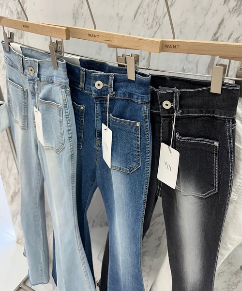 meJane(ミージェーン)の「裾フレア デニムパンツ(デニムパンツ・レディース・ブルー/ブラック/インディゴブルー・S/M)」の20枚目の写真