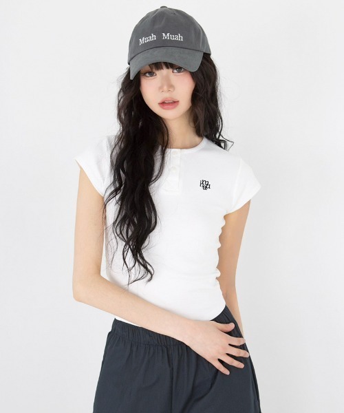 ブラウス シャツ A'GEM/9 × .kom 「muah muah/ムーアムーア」LOOSE FIT TWO POCKET HALF SHIRT/ル A'GEM/9 × .kom 『muah muah/ムーアムーア』SLIM FIT REGULAR