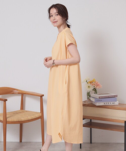 ITS'DEMO（イッツデモ）の「【洗濯機OK／洗濯後しわになりにくい】カットサッカー前開きワンピース（ワンピース・レディース・ベージュ/ネイビー/オレンジ/サックスブルー・00）」の9枚目の写真