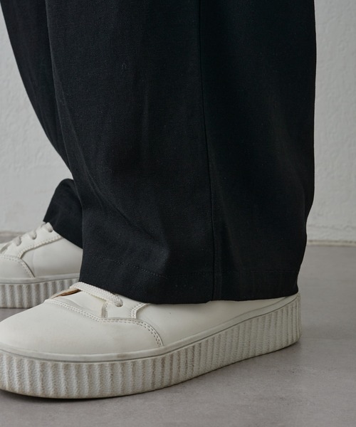 COLONY 2139（コロニートゥーワンスリーナイン）の「ドレープリネンイージースラックス（スラックス・メンズ・ブラック/ベージュ・LARGE/MEDIUM）」の15枚目の写真