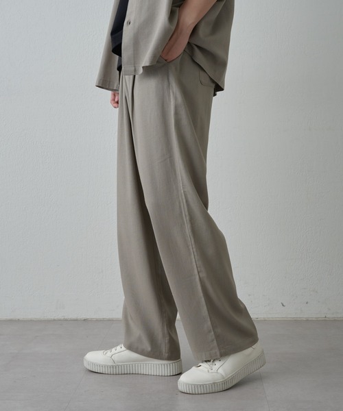 COLONY 2139（コロニートゥーワンスリーナイン）の「ドレープリネンイージースラックス（スラックス・メンズ・ブラック/ベージュ・LARGE/MEDIUM）」の9枚目の写真