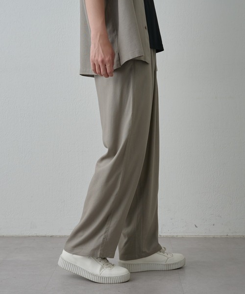 COLONY 2139（コロニートゥーワンスリーナイン）の「ドレープリネンイージースラックス（スラックス・メンズ・ブラック/ベージュ・LARGE/MEDIUM）」の7枚目の写真
