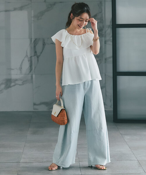 La boutique BonBon(ラブティックボンボン)の「【最強モテブラウス】アシメラッフルキャミブラウス(シャツ/ブラウス・レディース・グレイッシュベージュ/ホワイト/ブルー系その他・FREE)」の20枚目の写真