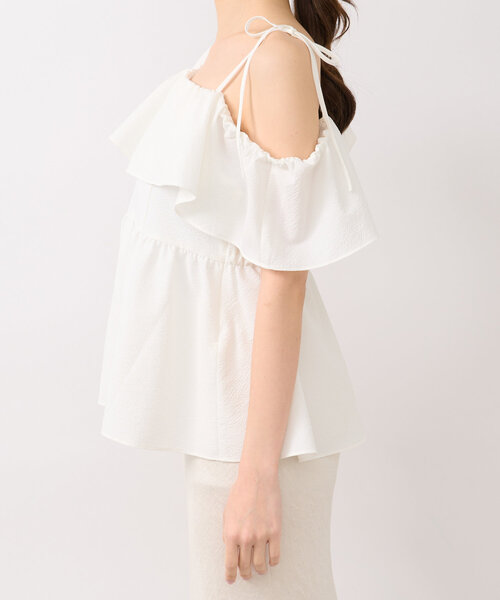 La boutique BonBon(ラブティックボンボン)の「【最強モテブラウス】アシメラッフルキャミブラウス(シャツ/ブラウス・レディース・グレイッシュベージュ/ホワイト/ブルー系その他・FREE)」の14枚目の写真