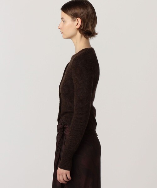 JACQUEMUS(ジャックムス)の「JACQUEMUS LA MAILLE PAU アシンメトリーニット(ニット/セーター・レディース・ライトベージュ/ダークブラウン・34)」の12枚目の写真