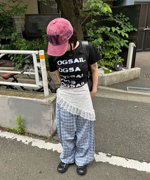 MEMECLE(メメクル)の「【 MEMECLE / メメクル 】レタリング プリントロゴTシャツ(Tシャツ/カットソー・レディース・ホワイト/ブラック/グレー・S/M)」の16枚目の写真