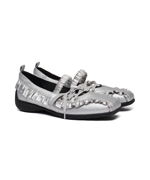 【Rockfish Weatherwear】韓国人気★BLISS RUFFLE SNEAKERS Rockfish Weatherwear] Bliss Ruffle Sneakers - 3 colours