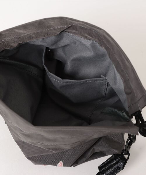 salle de bal（サルデバル）の「【 polka polka / ポルカポルカ 】 アニマル刺繍コードショルダーバッグ　SDI（ショルダーバッグ・レディース・ブラック/ブルー/グレー/ベージュ/ネイビー/グリーン・FREE）」の17枚目の写真