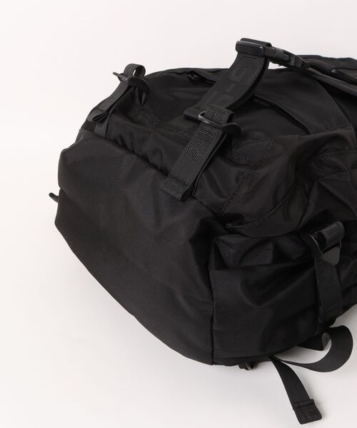 G-STAR(ジースター)の「Cargo Backpack 2.0/ミリタリーディテールカーゴポケットバックパック(バックパック/リュック・メンズ・ブラック・ONE SIZE)」の6枚目の写真