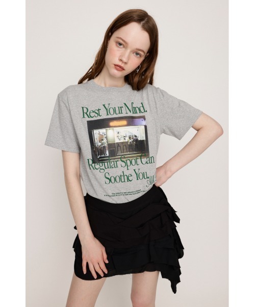 SLY（スライ）の「PHOTO LOGO 2SIZE T/SH フォト ロゴ ツーサイズ ティーシャツ 半袖 夏服（Tシャツ/カットソー・レディース・ブラック/杢グレー/ホワイト/ブラウン/ピンク・1/2）」の14枚目の写真