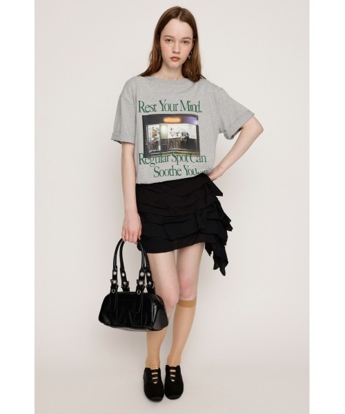 SLY（スライ）の「PHOTO LOGO 2SIZE T/SH フォト ロゴ ツーサイズ ティーシャツ 半袖 夏服（Tシャツ/カットソー・レディース・ブラック/杢グレー/ホワイト/ブラウン/ピンク・1/2）」の17枚目の写真