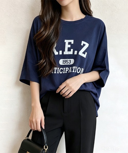 ONEP STAR(ワンピスター)の「プリント入りオーバーサイズTシャツ(Tシャツ/カットソー・レディース・ベージュ/ブラック×イエロー/モカ/グレー×サックスブルー/ホワイト×イエロー/ホワイト×ブラック/グレー×ホワイト・MEDIUM)」の5枚目の写真