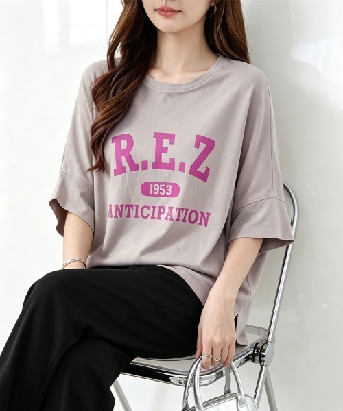 ONEP STAR(ワンピスター)の「プリント入りオーバーサイズTシャツ(Tシャツ/カットソー・レディース・ベージュ/ブラック×イエロー/モカ/グレー×サックスブルー/ホワイト×イエロー/ホワイト×ブラック/グレー×ホワイト・MEDIUM)」の13枚目の写真