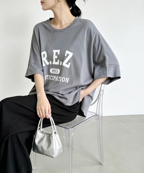 ONEP STAR(ワンピスター)の「プリント入りオーバーサイズTシャツ(Tシャツ/カットソー・レディース・ベージュ/ブラック×イエロー/モカ/グレー×サックスブルー/ホワイト×イエロー/ホワイト×ブラック/グレー×ホワイト・MEDIUM)」の20枚目の写真