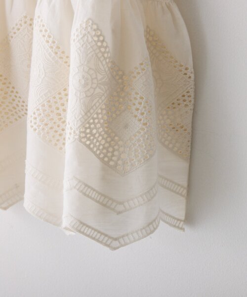 CIAOPANIC TYPY（チャオパニックティピー）の「【KIDS】【India】スカラップレースレイヤードキャミチュニック（キャミソール・キッズ・ホワイト系その他/ホワイト・MEDIUM/LARGE/X-LARGE/XX-LARGE）」の3枚目の写真