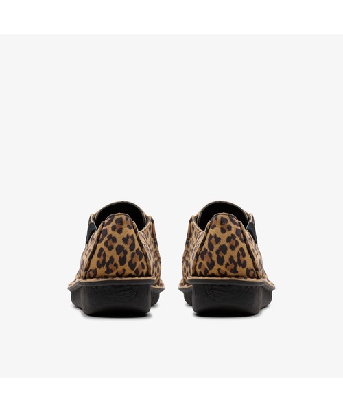 Clarks(クラークス)の「Funny Dream / ファニードリーム(レオパードスエード)(モカシン/デッキシューズ・レディース・レオパード・UK5.5/UK5/UK4.5/UK4/UK3.5/UK3/UK6)」の5枚目の写真