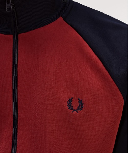FRED PERRY（フレッドペリー）の「Contrast Sleeve Track Jacket／コントラストスリーブトラックジャケット（ジャージ・メンズ・ブルー/レッド・S/M/L/XL）」の11枚目の写真