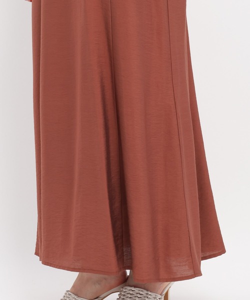 Andemiu(アンデミュウ)の「2WAYパフスリーブワンピース581664(ワンピース・レディース・ブラック/モカ/レンガ・FREE)」の20枚目の写真