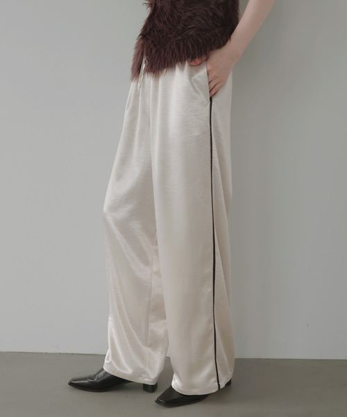 サテンラインイージーパンツ（スラックス）｜LIAN（リアン）の