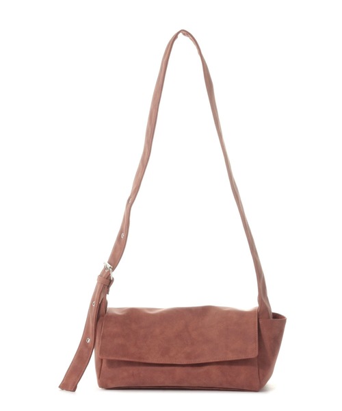 LAKOLE（ラコレ）の「レクタングルソフトショルダーバッグ / 577437（ショルダーバッグ・レディース・ブラック/キャメル/レッド・FREE）」の14枚目の写真