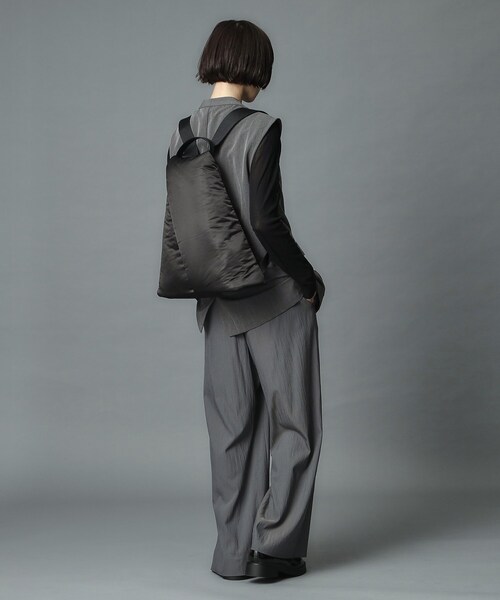 HIROKO HAYASHI(ヒロコハヤシ)の「ENORME(エノルメ)リュック(バックパック/リュック・レディース・グレー/ブラック・00)」の19枚目の写真