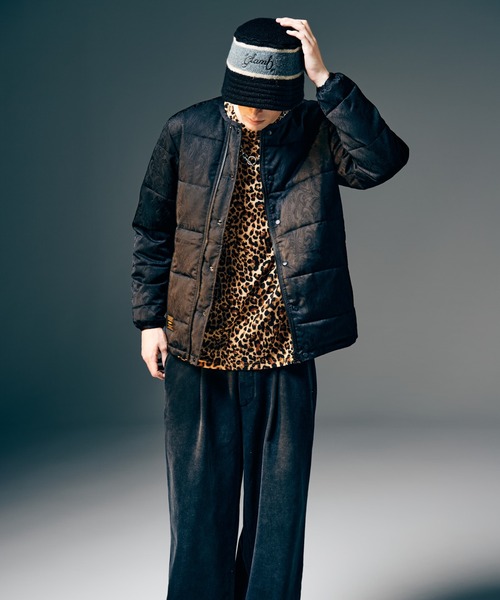 glamb(グラム)の「Paisley Padded Jacket / ペイズリーパデッドジャケット(ダウンジャケット/コート・メンズ・レッド/ブラック・S/M/L)」の9枚目の写真