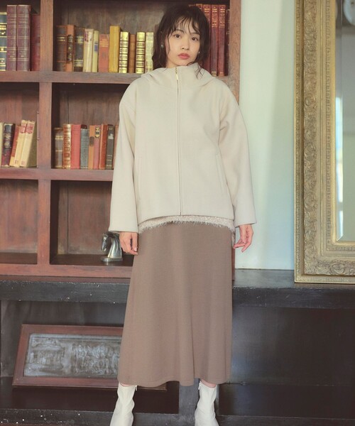 Feroux（フェルゥ）の「フード付きコクーンショート コート（その他アウター・レディース・ピンク系/アイボリー系/ブラック系・SMALL/MEDIUM）」の5枚目の写真