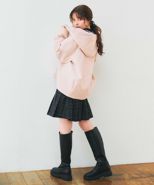 Feroux（フェルゥ）の「フード付きコクーンショート コート（その他アウター・レディース・ピンク系/アイボリー系/ブラック系・SMALL/MEDIUM）」の12枚目の写真