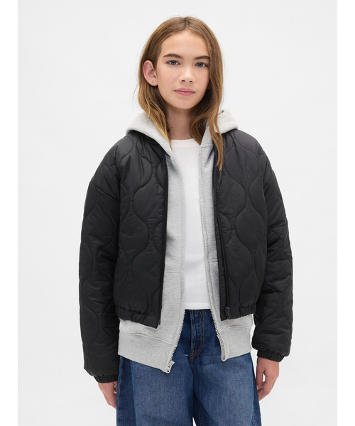 GAP（ギャップ）の「ライトウェイト キルティング パファージャケット (キッズ)（その他アウター・キッズ・レオパード/ブラック・110cm/120cm/130cm/140cm/150cm/160cm）」の2枚目の写真