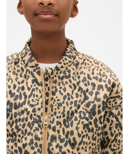 GAP（ギャップ）の「ライトウェイト キルティング パファージャケット (キッズ)（その他アウター・キッズ・レオパード/ブラック・110cm/120cm/130cm/140cm/150cm/160cm）」の12枚目の写真