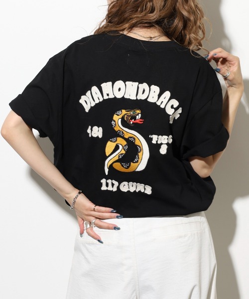 FUNALIVE(ファンアライブ)の「ALCARZA 刺繍Tシャツ(Tシャツ/カットソー・メンズ・ホワイト系/ホワイト系2/ブラック系2/ホワイト系3/ブラック系4/ブラック系/ブラック系3/ホワイト系4・M/L/XL)」の5枚目の写真