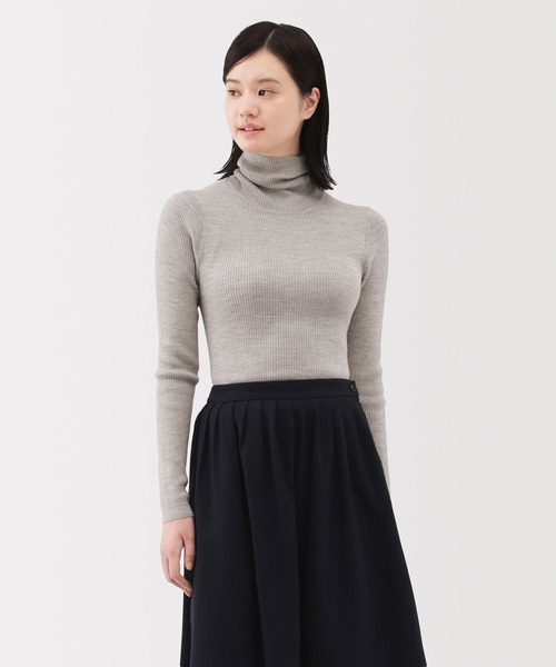 婦人 洗えるウールハイゲージリブタートルネックセーター（ニット