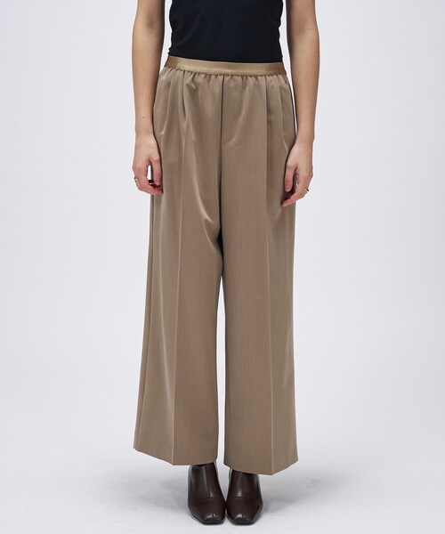 cloenc(クロエンス)の「【セットアップ/マシンウォッシュ】イージータックワイドパンツ(その他パンツ・レディース・ナチュラル/ダークグレー・02/03/01)」の9枚目の写真